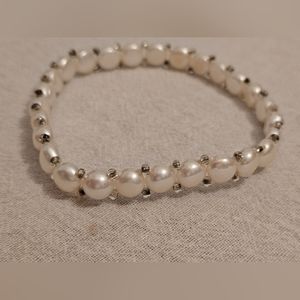 Pearl and Silver Bracelet. Stretchy on and off